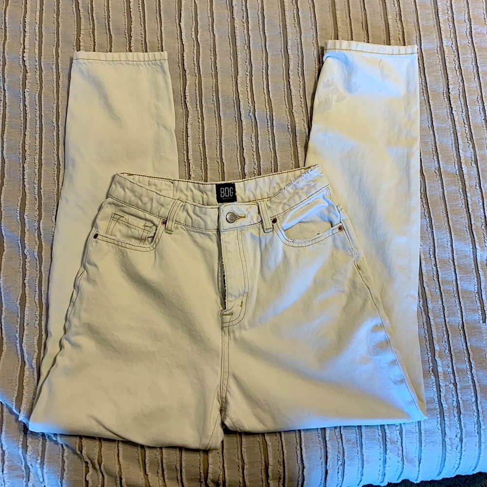 BDG Mom High Rise Slim White Jeans